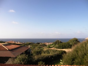 Baia Santa Reparata, villetta a pochi metri dal mare.