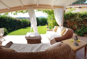 Baia Sardinia villetta su due livelli